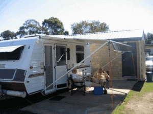 Glenlodge Caravan Village - Accommodation QLD