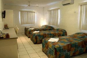 Barrier Reef Motel - Accommodation QLD