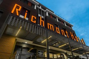 Mantra Richmont Hotel - Accommodation QLD